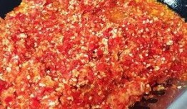 爆料辣椒酱制作过程视频,火辣秘籍大公开