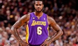 记者爆料湖人视频完整版