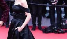 爆料女星抢红毯视频,女星抢镜大战幕后揭秘