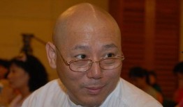 李诚儒爆料演员送礼视频,演员送礼视频曝光引热议