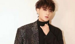 黄子韬校园爆料视频,揭秘明星校园生活幕后真相