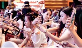 爆料大王跳舞网红视频,爆料大王变身跳舞网红，惊艳亮相引热议